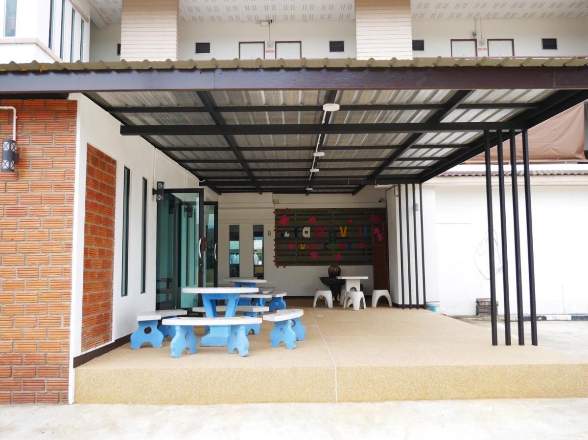 Fang Villa Hotel Bagian luar foto